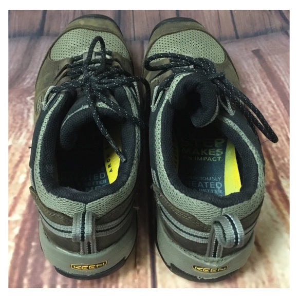 KEEN Men’s Shoes - Picture 6 of 8